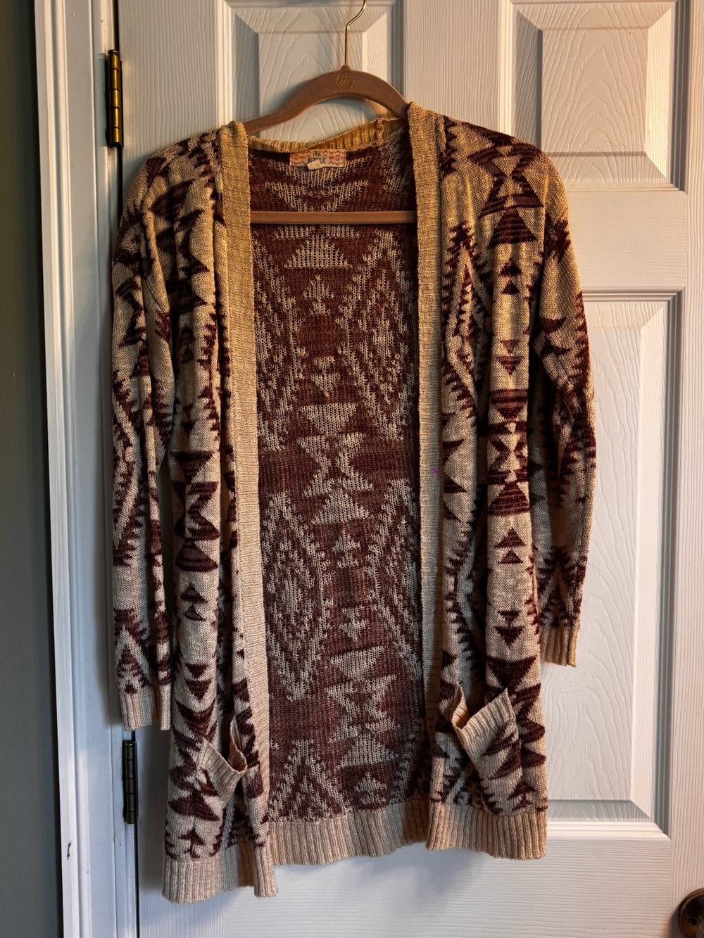 Aztec-Pattern Open Front Cardigan Sweater - Beige & Burgundy
